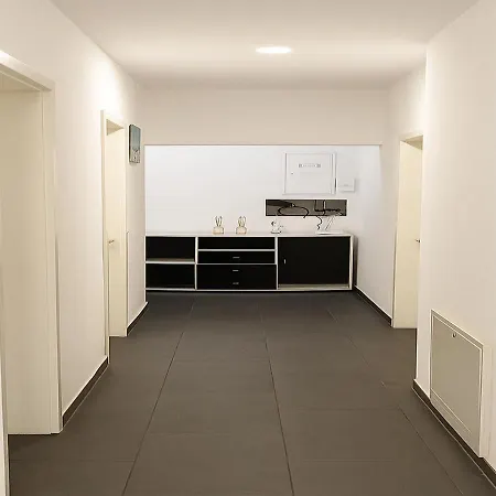 Lisa Zentral Guenstig Apartment *